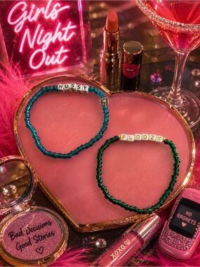 Girls Night Out Sassy Word Bracelet Set | Hussy & Floozy Beaded Bracelets. 8”